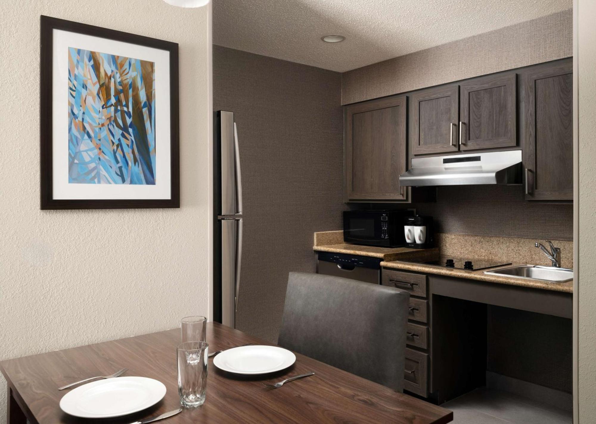 โฮมวูด สวีทส์ บาย ฮิลตัน ซอเมอร์เซ็ท โฮเต็ล Hotel ซอมเมอร์เซ็ท ภายนอก รูปภาพ