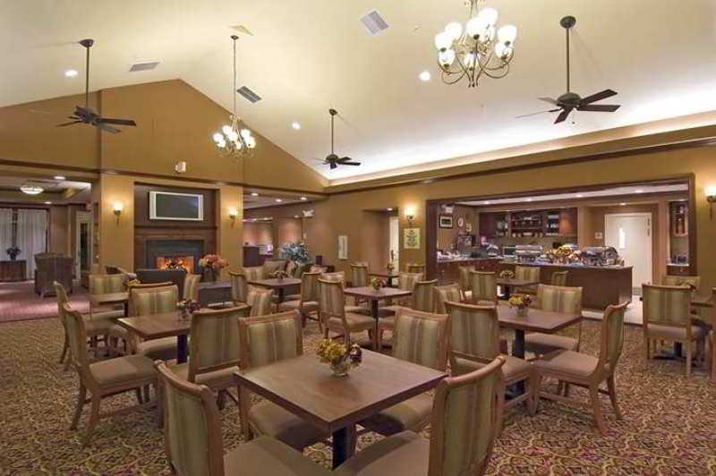โฮมวูด สวีทส์ บาย ฮิลตัน ซอเมอร์เซ็ท โฮเต็ล Hotel ซอมเมอร์เซ็ท ร้านอาหาร รูปภาพ